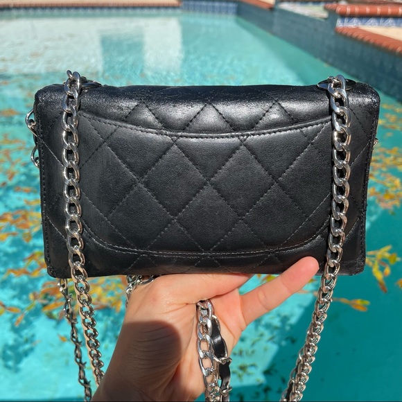 COPY - Chanel Matelassé Flap Wallet on Double Chain/w Silver Fixtures & Dust Bag - Picture 6 of 16